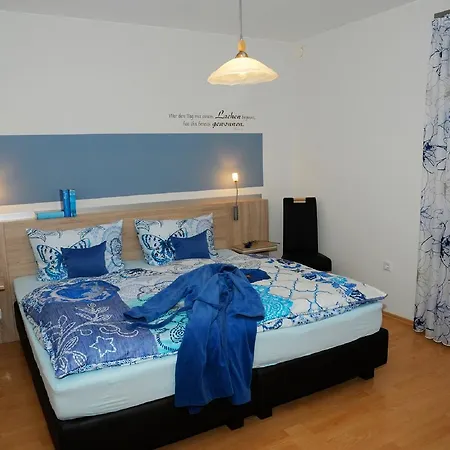 Apartament Stroehlein *